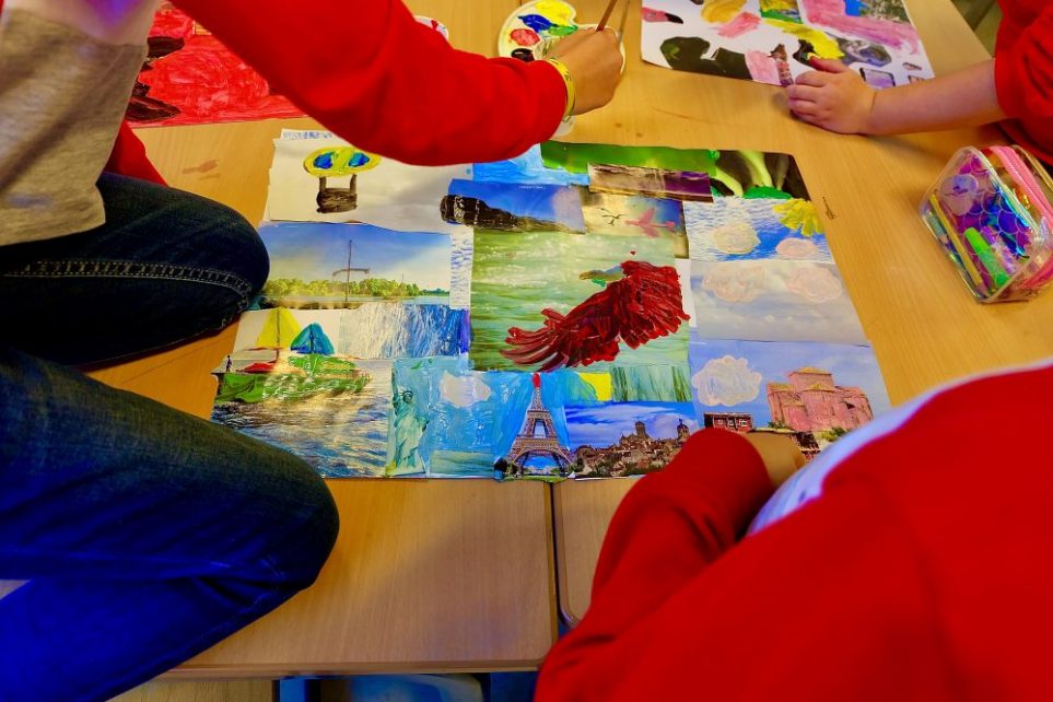 Betere De kunst van kleuren - Basisschool de Zuiderzee op IJburg LX-25